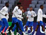 Kylian Mbappé. En el entorno madridista confían en que el delantero francés pueda estar disponible para disputar el clásico frente al Barcelona. EFE/EPA/A. Szilagyi