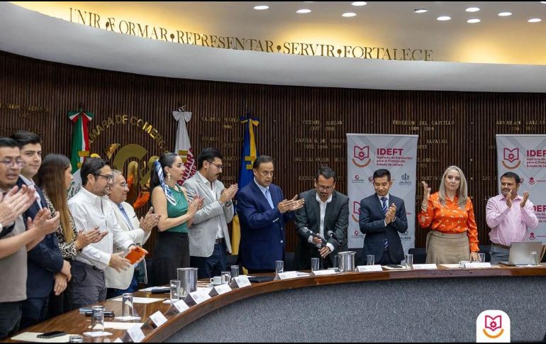 Durante la Primera Sesión del Comité de Gestión por Competencias para el Crecimiento y Desarrollo Económico de Jalisco, el IDEFT presentó avances en nuevos estándares laborales con sello jalisciense.. CORTESÍA.