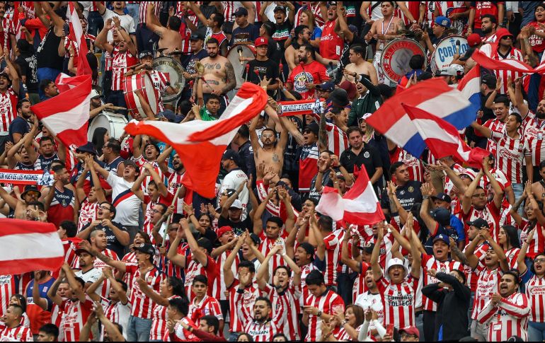 Aficionado de Chivas destacó la reacción del equipo y el protagonismo de los jóvenes en una dramática victoria marcada por la tensión. EL INFORMADOR/ A. NAVARRO.