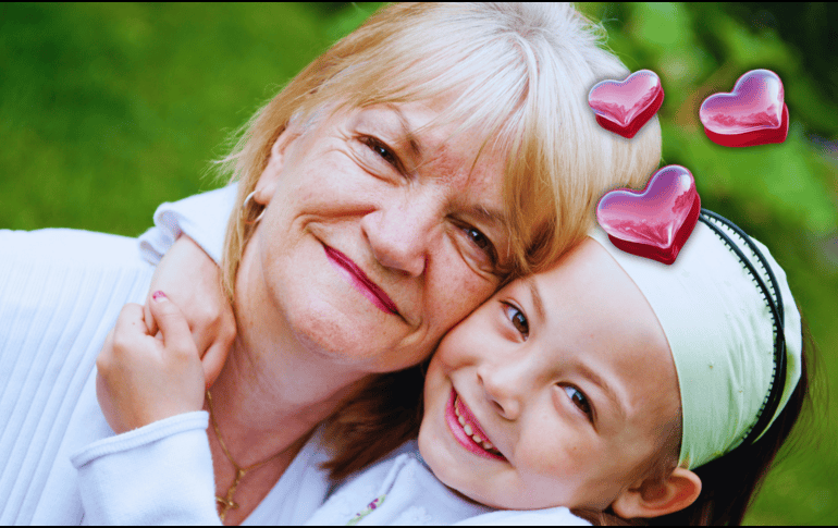 Este 10 de mayo, te invitamos a mirar a tu abuela no solo como la consentidora oficial, sino como la heroína absoluta que hace posible el equilibrio de tu hogar. ESPECIAL / CANVA