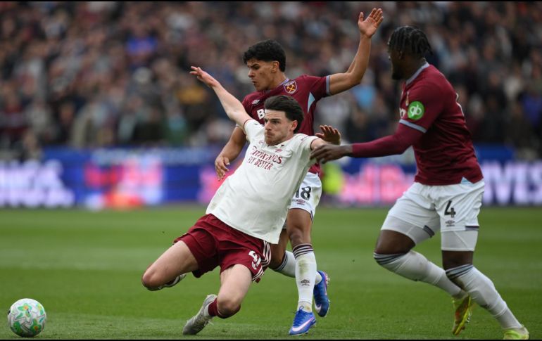 Arsenal tomaba las cosas con calma y paciencia, a veces de sobra para poner en mayor peligro al West Ham. EFE / D. HAMBURY
