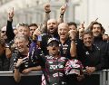 Jorge Martín remontó en las últimas vueltas para conquistar Le Mans y encabezar un histórico triplete de Aprilia en el GP de Francia. EFE/ Y. VALAT.
