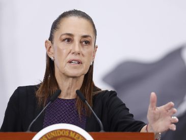 "No fue ocurrencia": Aseveró la Presidenta sobre la modificación al Calendario Escolar anunciada por Mario Delgado. EFE / S. Gutiérrez