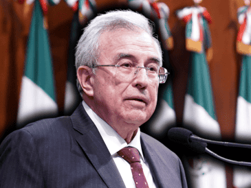 Estados Unidos acusó a diez funcionarios del estado, entre ellos el gobernador Rocha Moya, de colaborar con la facción de “Los Chapitos” del Cártel de Sinaloa. EFE/J. Carlos Cruz