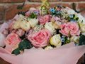 Los ramos de flores siempre serán una opción adecuada para regalar. ESPECIAL/PEXELS