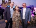 Javier Arroyo, Carola Gómez Ibarra y Luis Larios. GENTE BIEN JALISCO / Revista del 15 de mayo 2026