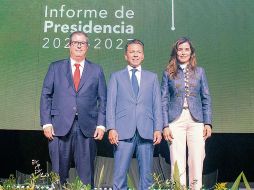 José Andrés Orendáin de Obeso, presidente del Comité Técnico de Expo Guadalajara, estuvo acompañado del gobernador Pablo Lemus y de la presidenta de Guadalajara, Verónica Delgadillo. ESPECIAL