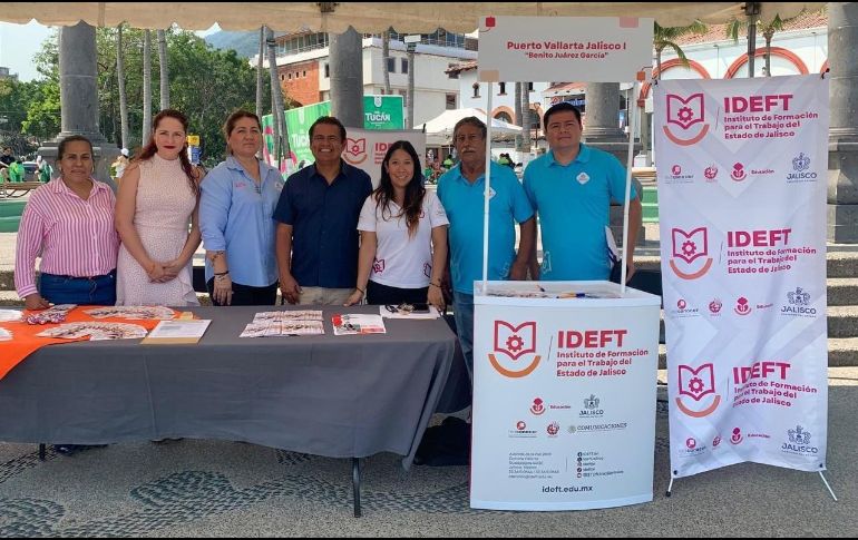 El IDEFT brindó orientación sobre cursos y especialidades alineadas con las necesidades actuales del mercado laboral. CORTESÍA