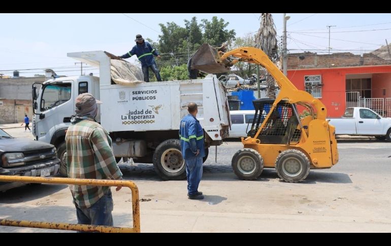 El Gobierno Municipal de San Pedro Tlaquepaque reportó un avance del 99 por ciento en los trabajos preventivos de limpieza y desazolve de canales y arroyos, acciones con las que se busca disminuir el riesgo de inundaciones en distintas zonas del municipio. CORTESÍA