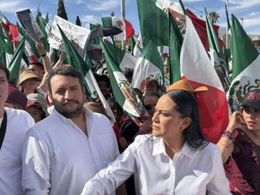 La marcha está encabezada por Ariadna Montiel y Andrés Manuel López Beltrán, así como por personalidades de Chihuahua. SUN/P. Gamboa