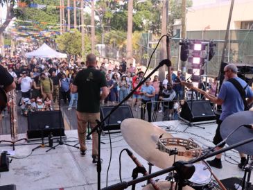 La Fiesta de la Música es organizada por la Dirección de Cultura, en corresponsabilidad con la Alianza Francesa, comerciantes y vecinos de la Colonia Americana. CORTESÍA