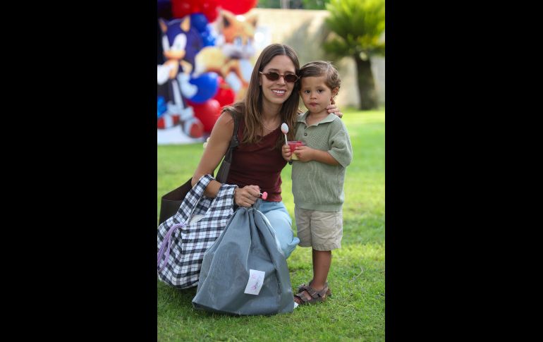 Sofía Pollano y Borja Obregón. GENTE BIEN JALISCO /  Revista del 22 de mayo 2026