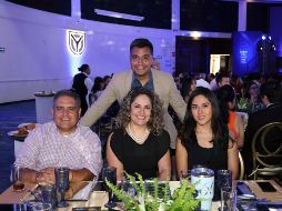 Ramón Esparza, Octavio Torres, Erika Lecourtois y Lina Reséndiz. GENTE BIEN JALISCO / Universidad UNIVA Guadalajara
