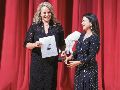 Esther Cisneros Quirarte recibió el Galardón al Bienestar Social, gracias a su labor de voluntariado. EL INFORMADOR/ J. Acosta