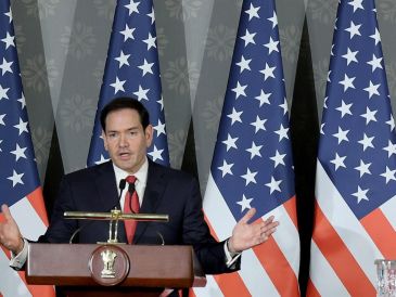 Marco Rubio aseguró que Donald Trump es el único presidente que ha tomado acciones reales y contundentes para frenar las ambiciones de Teherán. EFE/EPA/R. Gupta