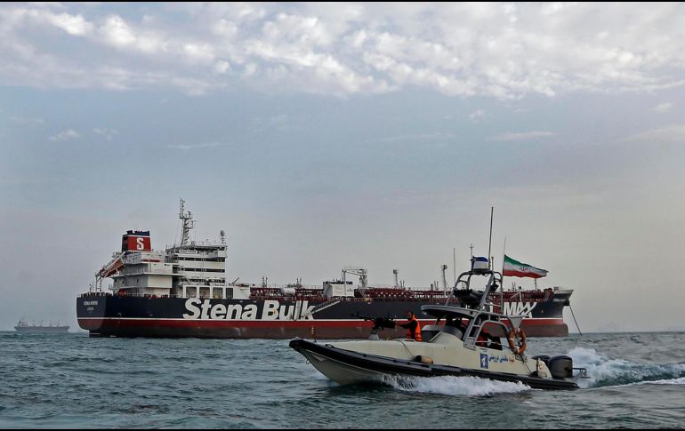 Con el paso de estos 33 buques, un total de 150 embarcaciones ha logrado atravesar el estratégico paso marítimo en los últimos cinco días con autorización iraní. EFE / ARCHIVO