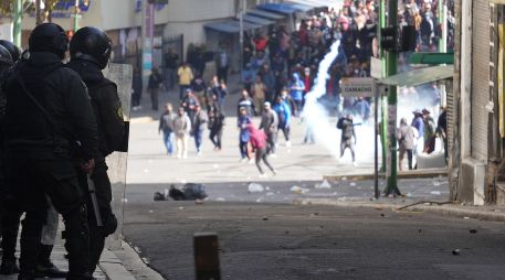 Sectores mineros, campesinos y organizaciones sociales participan activamente en las protestas que sacuden a Bolivia. XINHUA/J. Mamani