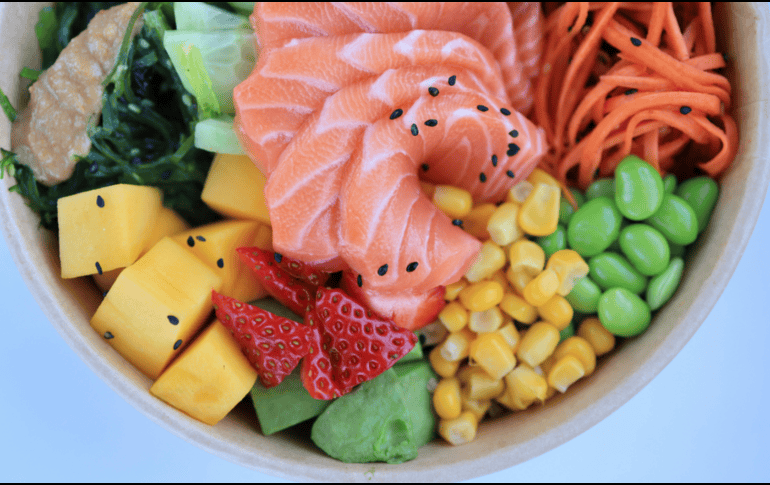 Modificar tu alimentación no requiere dietas extremas, sino decisiones inteligentes y consistentes en el supermercado. CANVA