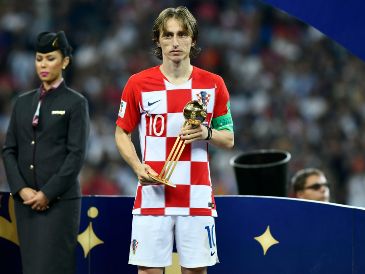 Luka Modric, capitán de la Selección de Croacia lamentando la derrota en la Final de la Copa del Mundo de la FIFA de Rusia 2018. IMAGO7