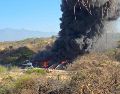26 elementos en total intervienen con tres motobombas, cuatro pipas, una retroexcavadora, una ambulancia y tres camionetas tipo pick up. ESPECIAL