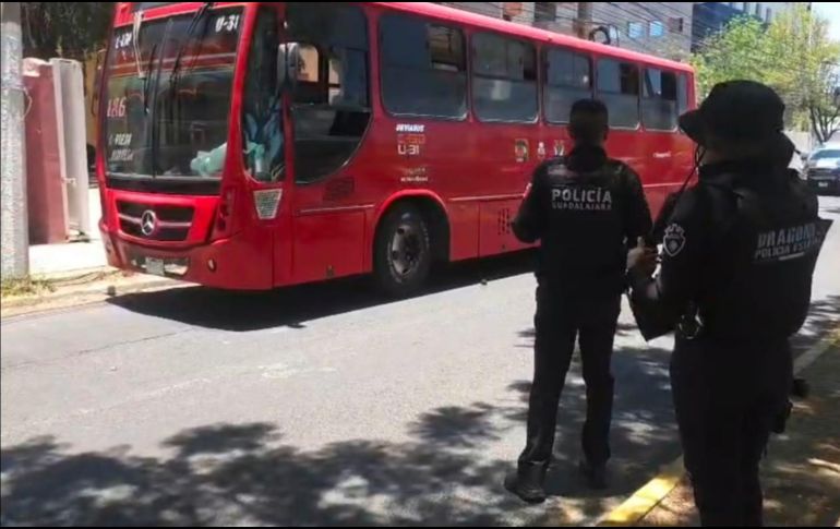 No hubo ninguna otra persona afectada por la agresión, sin embargo, sí hubo sustos por parte de alguno de los pasajeros de la unidad del transporte público. ESPECIAL