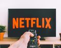 En el mes de junio Netflix buscará consolidar su liderazgo frente a la feroz competencia ofreciendo una mezcla equilibrada de nostalgia y novedad. Unsplash