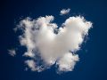 La próxima vez que una nube te sonría, una tostada parezca tener ojos o un automóvil parezca estar enojado, no se trata de algo sobrenatural. UNSPLASH