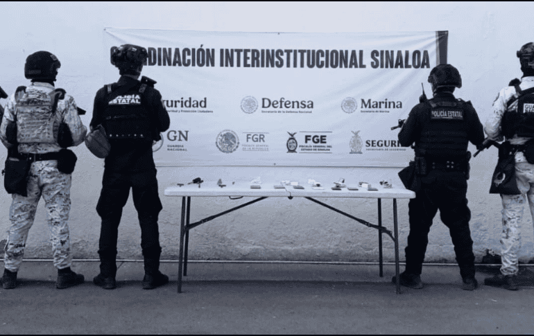 Tras los hechos violentos, custodios realizaron una inspección al interior del penal en busca de armas o instrumentos punzocortantes. ESPECIAL/Secretaría de Seguridad Pública del Estado de Sinaloa
