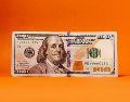 el cierre del dólar del lunes 1 de junio de 2026 fue de 17.3595 pesos por divisa estadounidense. UNSPLASH / J. BORBA