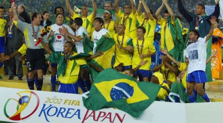 Entre los 9 participantes históricos de Conmebol, la regularidad la refleja a la perfección Brasil, que llegará a Norteamérica para ratificar su estatus único de asistencia perfecta de 23 ediciones y ha sido campeona en 5 ocasiones. AFP / ARCHIVO