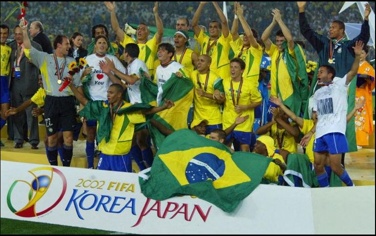 Entre los 9 participantes históricos de Conmebol, la regularidad la refleja a la perfección Brasil, que llegará a Norteamérica para ratificar su estatus único de asistencia perfecta de 23 ediciones y ha sido campeona en 5 ocasiones. AFP / ARCHIVO