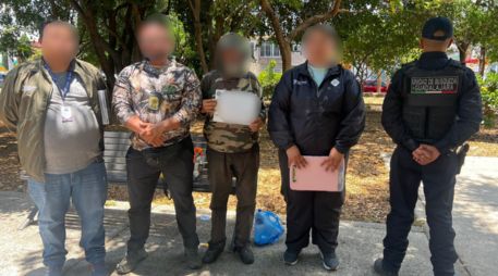 Luego de activarse los protocolos correspondientes, el adulto mayor logró reunirse con su familia. ESPECIAL/Policía de Guadalajara