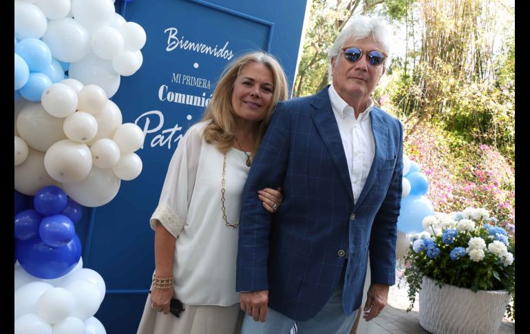 Leticia Benavente y Roberto Hernández. GENTE BIEN JALISCO / Primera Comunión de Patricio Soto López