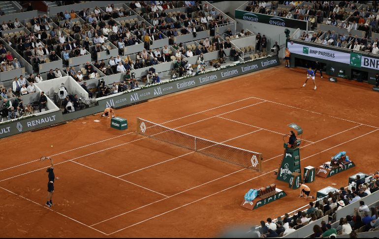 El Grand Slam de arcilla coronará a campeones inéditos tras la eliminación de las principales figuras del circuito mundial. EFE/ M. BADRA.
