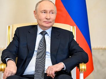 Las declaraciones del presidente ruso se dan en un contexto de fuerte presión financiera para el país. EFE/S. Bobylev