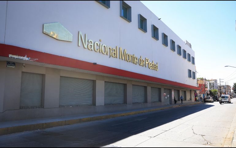 Más allá del conflicto laboral, la paralización del Nacional Monte de Piedad representa un duro golpe para el tejido social y la economía informal. EL INFORMADOR/ARCHIVO