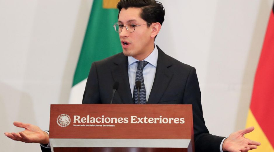 Velasco recalcó que, del mismo modo que Ayuso llegó a realizar señalamientos indebidos contra México y su soberanía, hoy Álvarez de Toledo repite la fórmula. EFE / ARCHIVO