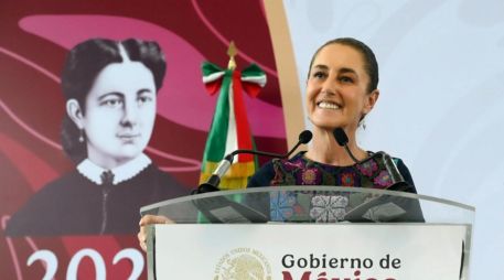 La Presidenta de México, Claudia Sheinbaum, habla durante una gira de trabajo en Veracruz este sábado. EFE/Presidencia de México