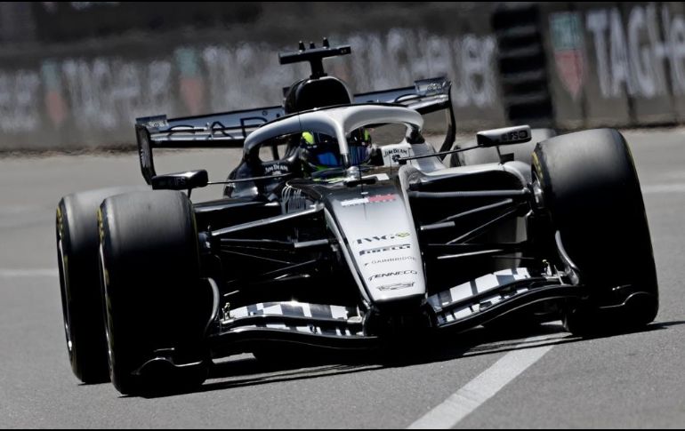 El piloto mexicano Sergio 