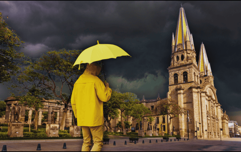 Los pronósticos indican que las precipitaciones más fuertes iniciarán alrededor de las 6:00 de la tarde, extendiéndose de forma intermitente durante la noche. ESPECIAL / CANVA