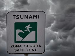 Un tsunami puede ser provocado por terremotos de gran escala que tienen lugar cerca o debajo del océano. UNSPLASH / M. KAMMERMANN