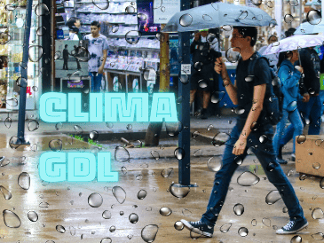 La combinación de humedad, nubosidad y temperaturas cercanas a los 23 grados durante el día mantiene abiertas las posibilidades de lluvia para mañana 9 de junio en la capital tapatía. EL INFORMADOR/ARCHIVO