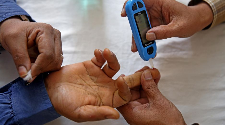 En el estudio han participado 406 personas con diabetes tipo 2 que fueron asignadas aleatoriamente a dos grupos de tratamiento. EFE / JAGADEESH NV