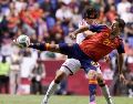 Mikel Oyarzabal. El delantero español marcó el gol que abrió la cuenta para la Furia Roja. EFE/H. Ríos