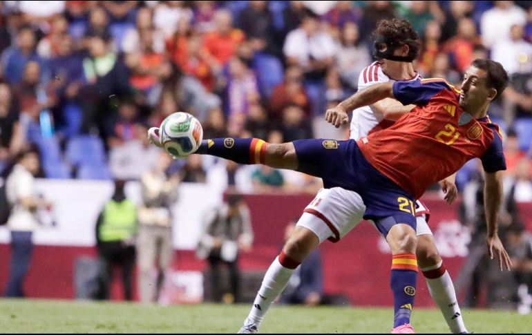 Mikel Oyarzabal. El delantero español marcó el gol que abrió la cuenta para la Furia Roja. EFE/H. Ríos