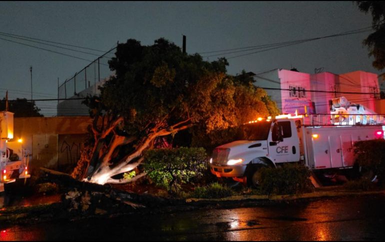 Zapopan fue uno de los municipios más afectados en sus vialidades tras la reciente lluvia que cubrió a diversas colonias de la ZMG. ESPECIAL