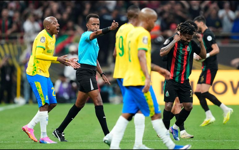 Artan había sido seleccionado por la FIFA como parte del grupo de 52 árbitros que participarían en el Mundial 2026, organizado por Estados Unidos, México y Canadá. AP Foto/Mosa'ab Elshamy