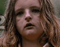 Estrenada en 2018, Hereditary fue escrita y dirigida por Ari Aster, quien debutó como director de largometrajes con esta producción distribuida por A24.  ESPECIAL