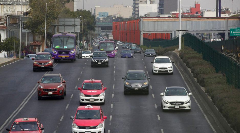 El programa Hoy No Circula se aplica de las 5:00 a las 22:00 horas en todas las alcaldías de la Ciudad de México y en tres zonas conurbadas del Estado de México. SUN/Archivo