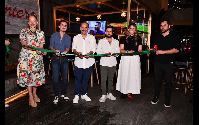 Paulina Hernández, Miguel Mayorga, Carlos González, Edgar  González, Mariana Rubio y Luis Fernández del Valle. GENTE BIEN JALISCO/ Marifer Rached